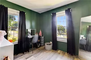 203 Hager St, Hubbard, OH 44425 - Photo 13