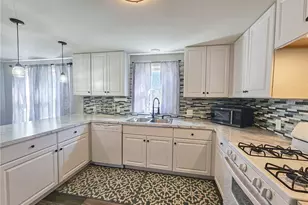 1054 Runge Ave, Struthers, OH 44471 - Photo 11