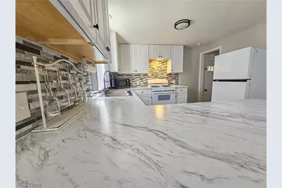 1054 Runge Avenue, Struthers, OH 44471 - Photo 13