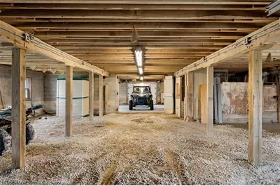 9455 Robinson Road, Chardon, OH 44024 - Photo 21