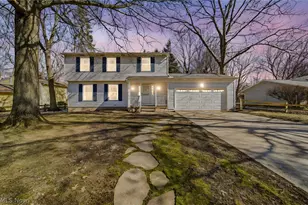 8285 Steeplechase Dr, Mentor, OH 44060 - Photo 3