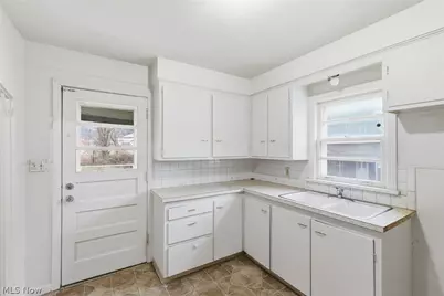 516 Burns Street, Mansfield, OH 44903 - Photo 9