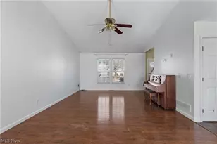 1138 Ledgestone Dr, Wadsworth, OH 44281 - Photo 5