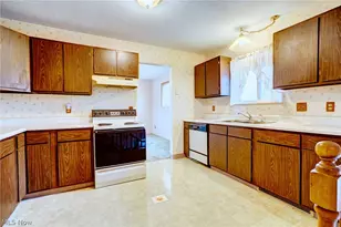 8840 Peck Rd, Ravenna, OH 44266 - Photo 29