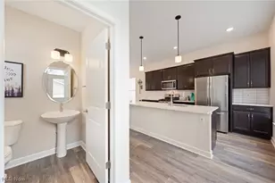 2250 E 100th St, Loveland, OH 44106 - Photo 13