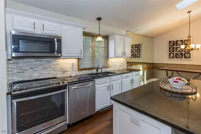 821 Olde Orchard Drive, Tallmadge, OH 44278 - Photo 15