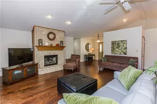 821 Olde Orchard Dr, Tallmadge, OH 44278 - Photo 7