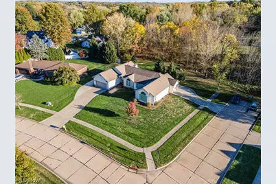 821 Olde Orchard Drive, Tallmadge, OH 44278 - Photo 3