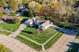 821 Olde Orchard Dr, Tallmadge, OH 44278 - Photo 3