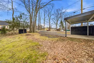 8324 Harbor Dr, Mentor, OH 44060 - Photo 13