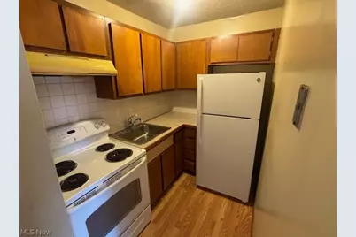 787 E Wilbeth Road #12, Akron, OH 44306 - Photo 3