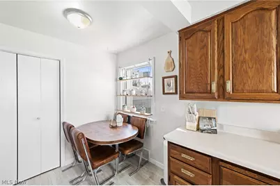 280 E 328th Street, Willowick, OH 44095 - Photo 13