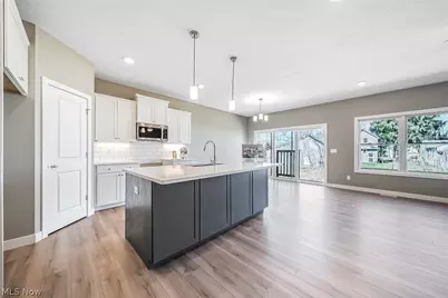 590 Iris Place, Aurora, OH 44202 - Photo 9