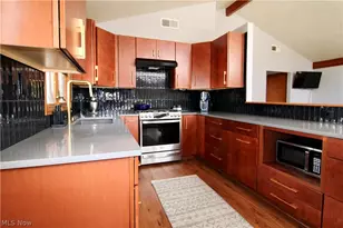 1139 Cherokee Trail, Willoughby, OH 44094 - Photo 5