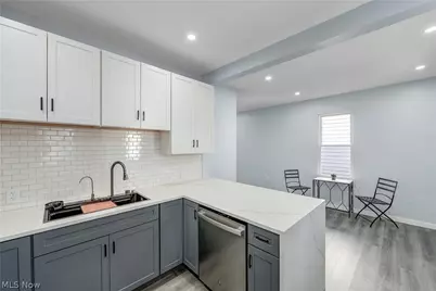 3290 W 23rd Place, Loveland, OH 44109 - Photo 9