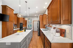 1114 Surrey Cir, Ashland, OH 44805 - Photo 9