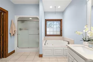 1114 Surrey Cir, Ashland, OH 44805 - Photo 23