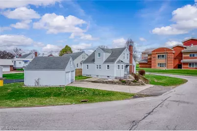 1401 Broad Avenue NW, Canton, OH 44708 - Photo 3