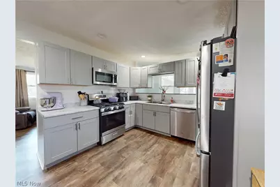 331 Lynn Circle NW, Canton, OH 44708 - Photo 9