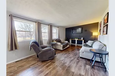 331 Lynn Circle NW, Canton, OH 44708 - Photo 3