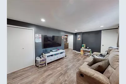 331 Lynn Circle NW, Canton, OH 44708 - Photo 25