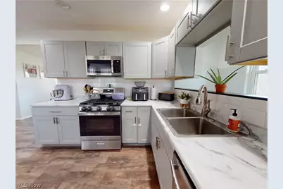 331 Lynn Circle NW, Canton, OH 44708 - Photo 11