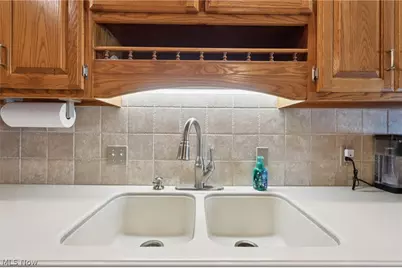 6873 Luteran Lane, Poland, OH 44514 - Photo 5