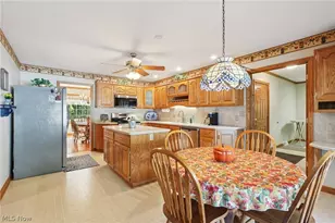 6873 Luteran Ln, Poland, OH 44514 - Photo 9