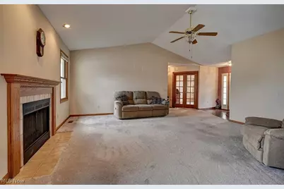 489 Oak Avenue, Strasburg, OH 44680 - Photo 7