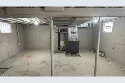 750 Brown Street, Akron, OH 44311 - Photo 19