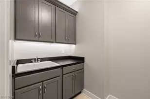435 Dunwoody Dr, Aurora, OH 44202 - Photo 29