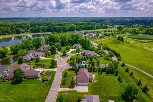 435 Dunwoody Dr, Aurora, OH 44202 - Photo 47