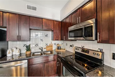 1237 Washington Avenue #1002, Loveland, OH 44113 - Photo 15