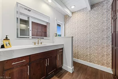 6480 Frederick Avenue NE, Alliance, OH 44601 - Photo 19