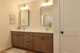 452 Bordeaux Blvd, Grandview Heights, OH 44147 - Photo 5