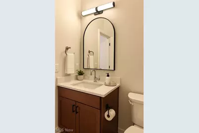 452 Bordeaux Boulevard, Grandview Heights, OH 44147 - Photo 9