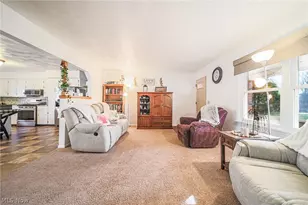 9718 James Rd, Fredericksburg, OH 44627 - Photo 7