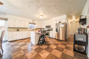 9718 James Rd, Fredericksburg, OH 44627 - Photo 11