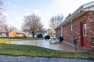 9718 James Rd, Fredericksburg, OH 44627 - Photo 41