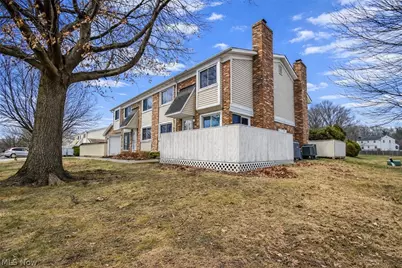 5548 Ivy Court #C, Willoughby, OH 44094 - Photo 1