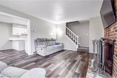 5548 Ivy Court #C, Willoughby, OH 44094 - Photo 9