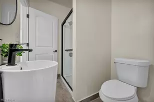 1555 W Market St, Akron, OH 44313 - Photo 25