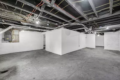 1555 W Market Street, Akron, OH 44313 - Photo 35