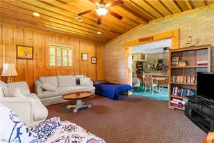 6677 Morningview Dr, Andover, OH 44003 - Photo 11