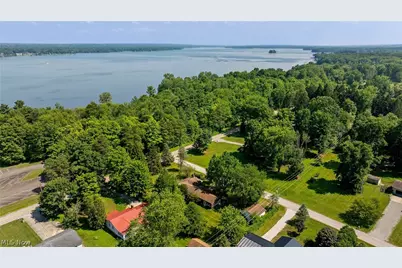 6677 Morningview Drive, Andover, OH 44003 - Photo 7