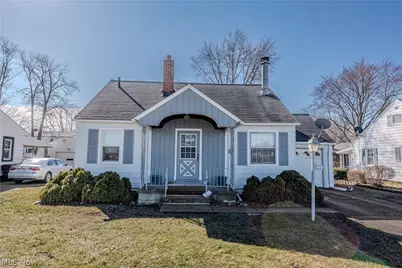 463 Poplar Street, Elyria, OH 44035 - Photo 1