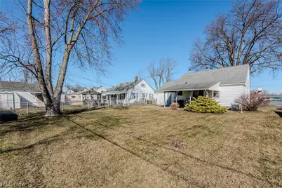 463 Poplar Street, Elyria, OH 44035 - Photo 23