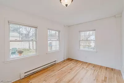 19615 Scottsdale Boulevard, Huber Heights, OH 44122 - Photo 11