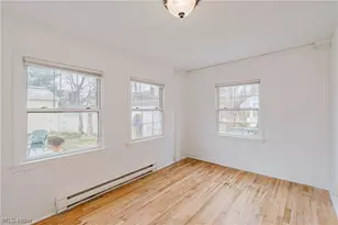 19615 Scottsdale Blvd, Huber Heights, OH 44122 - Photo 11