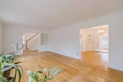 19615 Scottsdale Boulevard, Huber Heights, OH 44122 - Photo 7